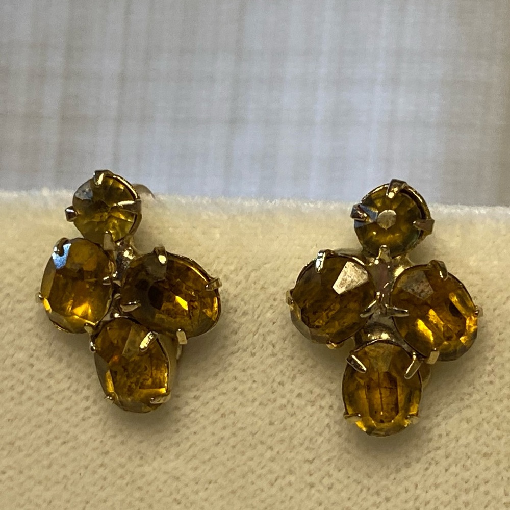 Vintage 1960’s Amber Tone Screw Back Earrings